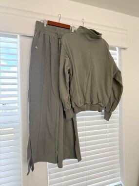 POPFLEX Sage Green Plane Wide Leg Sweatpant and Cloud Sweater Set